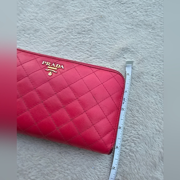 Prada Quilting Wallet - Picture 15 of 15